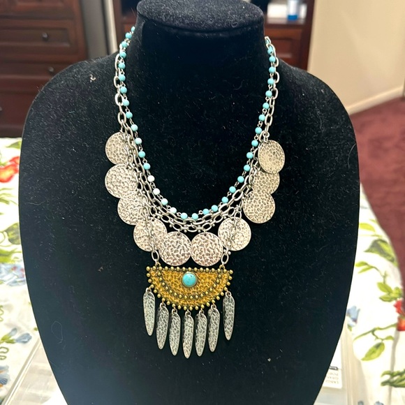 BaubleBar Jewelry - Chunky necklace